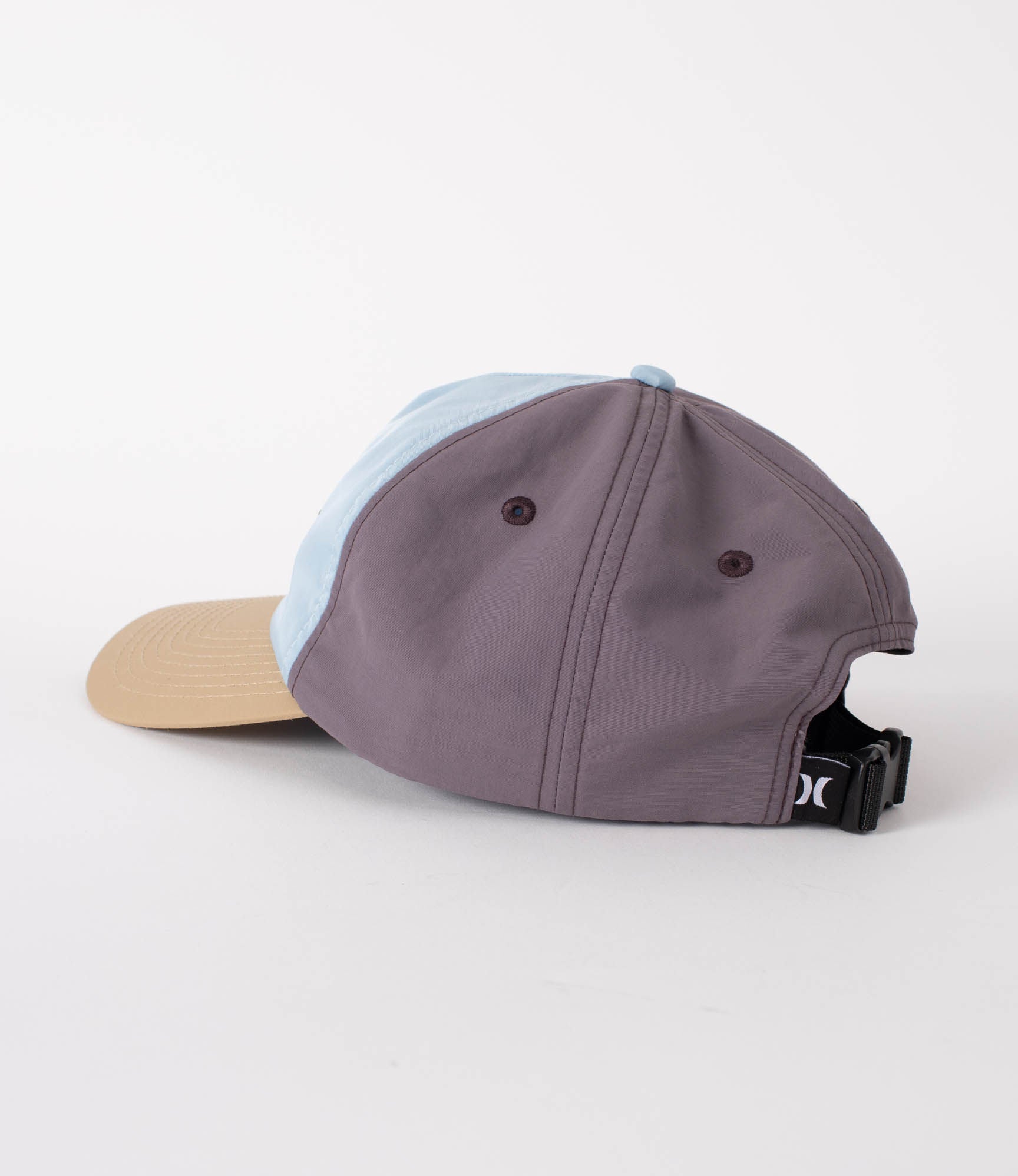 Cap women - ninety nine