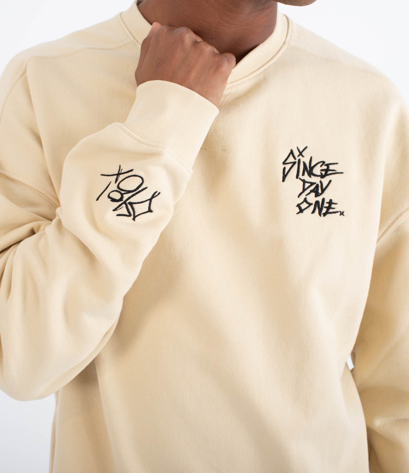 048 smile - Unisex sweatshirt