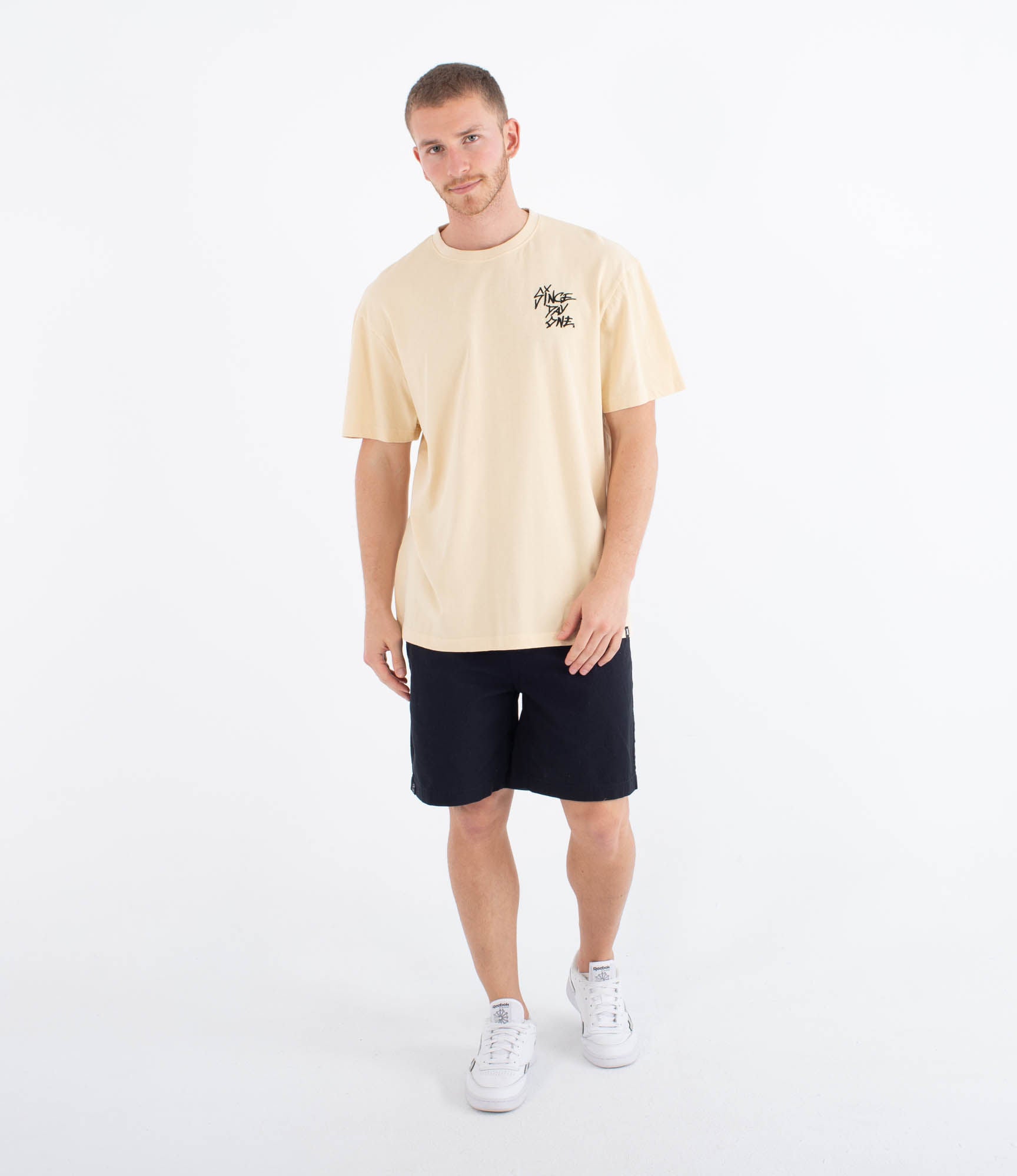 048 smile - Unisex short sleeve t-shirt