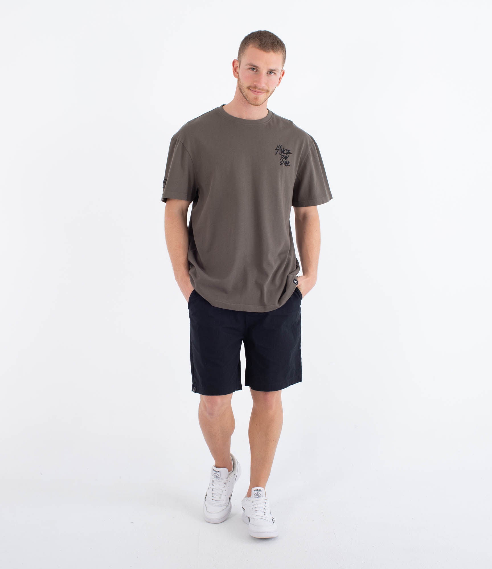 048 smile - Unisex short sleeve t-shirt