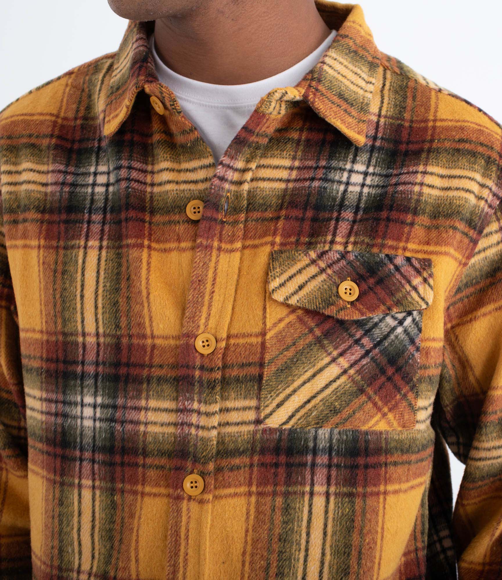 B999 - Men's Shirt