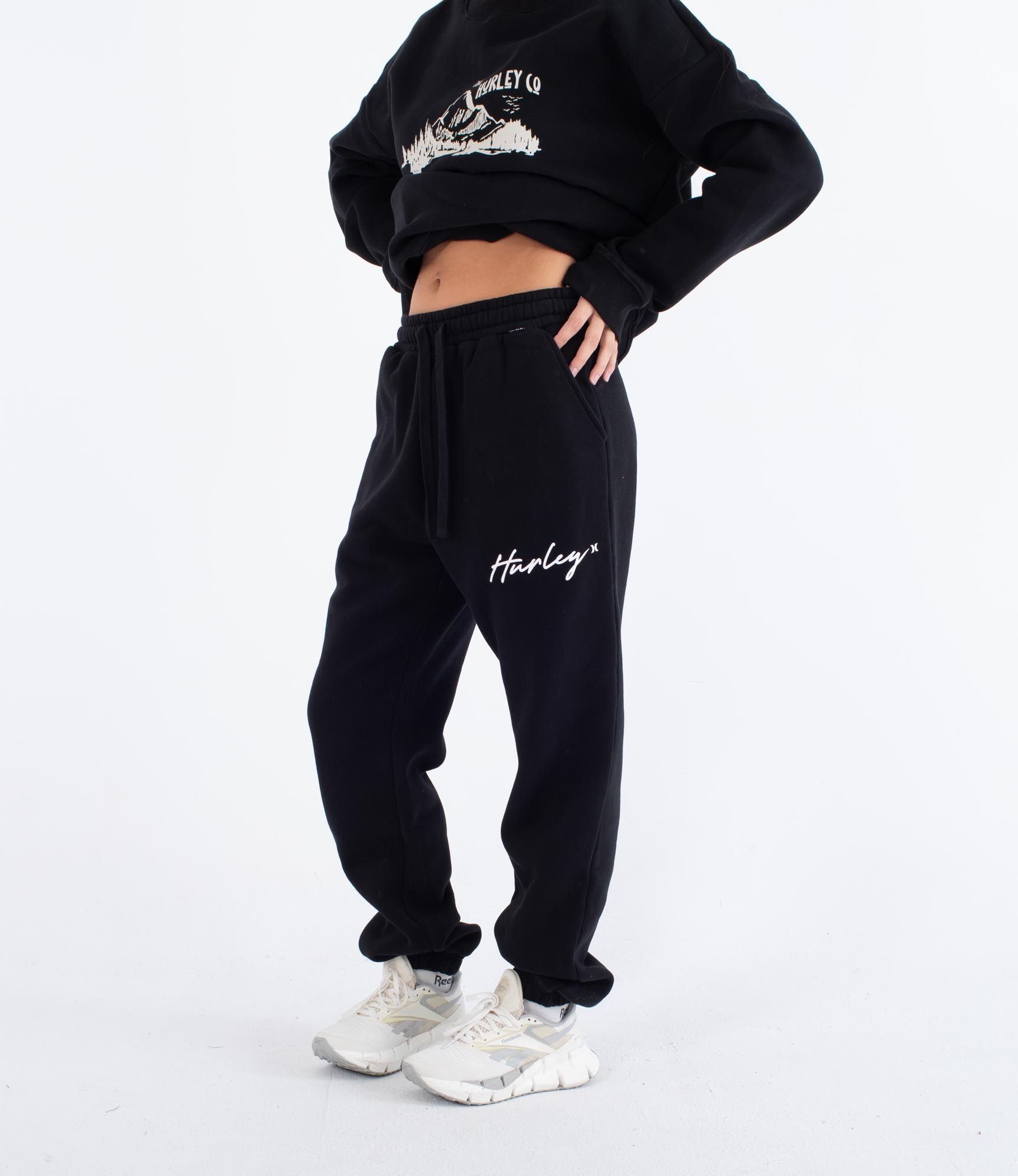 Script - Women's jogger pants