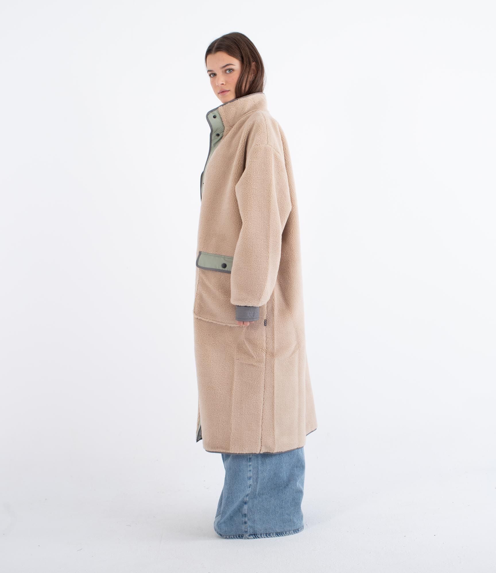 Long high pile comfort button - Women's jacket